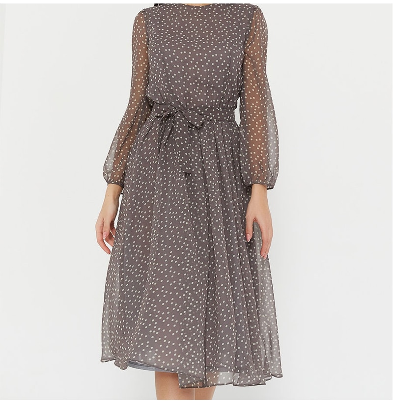 Long-Sleeved Women's Midi Dress in Polka Dot