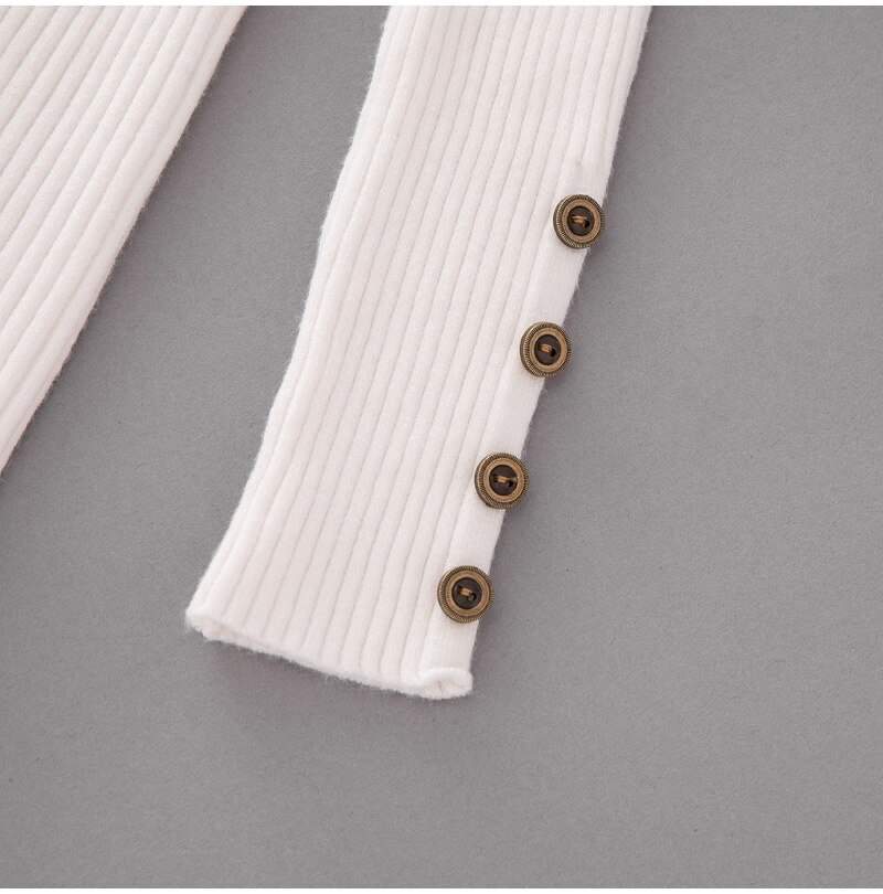 Women's Button Patterned Knitted Sweater