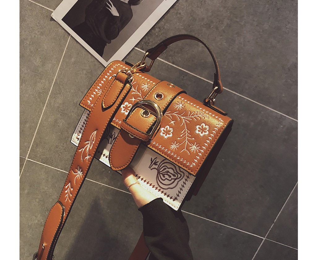 Women's Floral Embroidery Messenger Bag